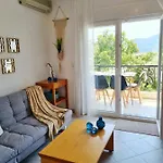 Physis - Seaview Maisonette