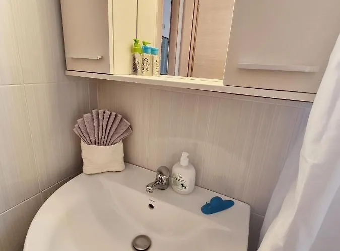 Physis - Seaview Maisonette