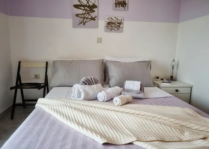 Physis - Seaview Maisonette